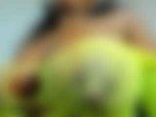 Yhendelyn Stone's Live Sex Cam Show