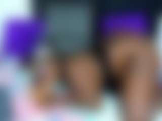 Yhendelyn Stone's Live Sex Cam Show