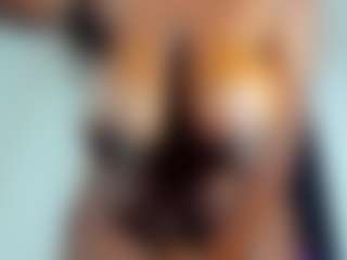 Yhendelyn Stone's Live Sex Cam Show
