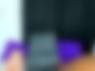 Yhendelyn Stone's Live Sex Cam Show