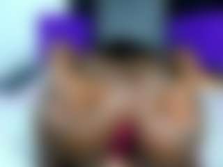 Yhendelyn Stone's Live Sex Cam Show