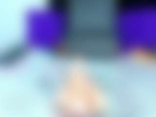 Yhendelyn Stone's Live Sex Cam Show