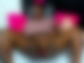Yhendelyn Stone's Live Sex Cam Show