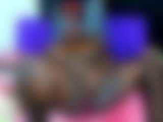 Live cam show with Yhendelyn Stone - BBW Teen (18+) on Camsoda