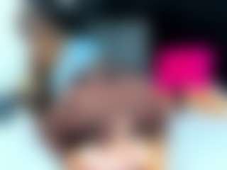 Yhendelyn Stone's Live Sex Cam Show