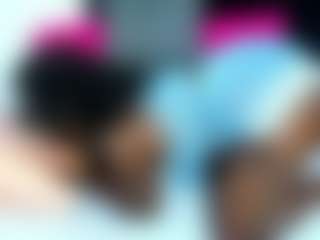 Live cam show with Yhendelyn Stone - Double Penetration on WildCum