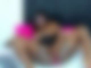 Yhendelyn Stone's Live Sex Cam Show