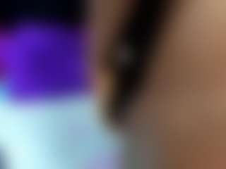 Yhendelyn Stone's Live Sex Cam Show