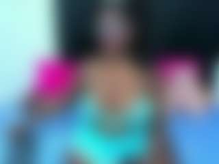 Yhendelyn Stone's Live Sex Cam Show