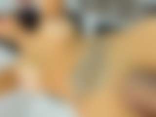 Live cam show with prettysharick - Black Hair on Milfs Live