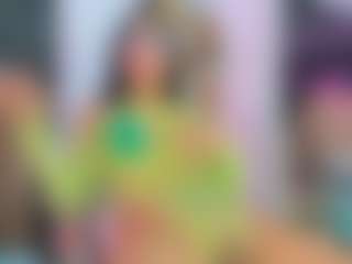 Mia Villany's Live Sex Cam Show