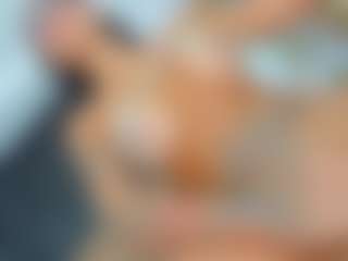 Mia Villany's Live Sex Cam Show