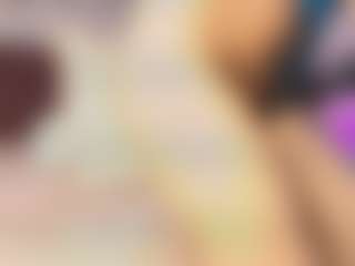 Live cam show with Emylie sexy body - Toes on chickslive.net