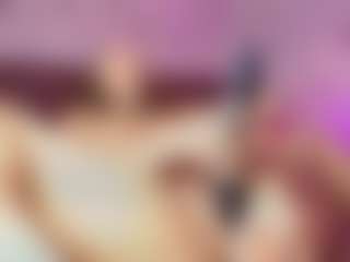 Emylie sexy body's Live Sex Cam Show