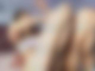 Emylie sexy body's Live Sex Cam Show