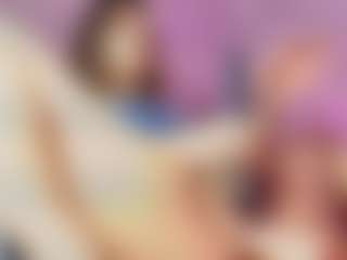 Live cam show with Emylie sexy body - Cfnm on camtv