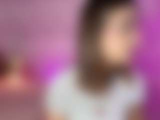Emylie sexy body's Live Sex Cam Show