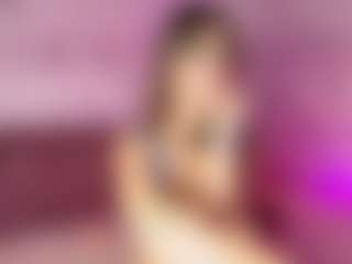 Emylie sexy body's Live Sex Cam Show
