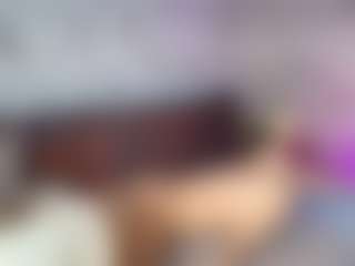 Emylie sexy body's Live Sex Cam Show