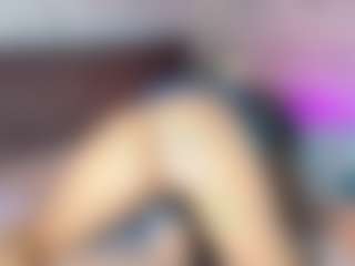 Emylie sexy body's Live Sex Cam Show