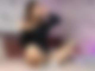 Emylie sexy body's Live Sex Cam Show