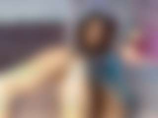 Emylie sexy body's Live Sex Cam Show