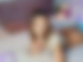 Emylie sexy body's Live Sex Cam Show