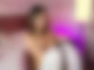 Emylie sexy body's Live Sex Cam Show