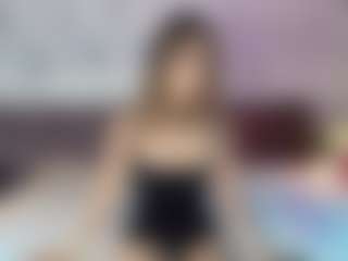 Emylie sexy body's Live Sex Cam Show