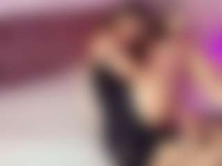Emylie sexy body's Live Sex Cam Show
