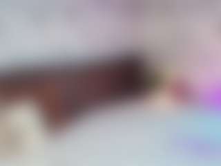 Live cam show with Emylie sexy body - Natural on Mixed Magazine Live