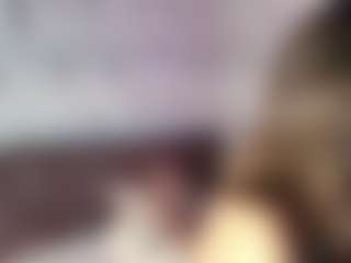 Live cam show with Emylie sexy body - Erotic Dance on Hubzter Live