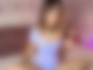 Live cam show with Emylie sexy body - Blowjob on justonemore.cc