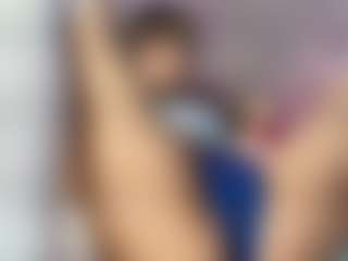 Emylie sexy body's Live Sex Cam Show