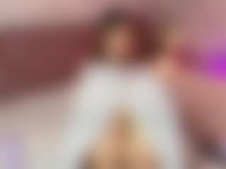 Emylie sexy body's Live Sex Cam Show