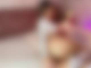 Emylie sexy body's Live Sex Cam Show