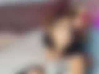 Emylie sexy body's Live Sex Cam Show