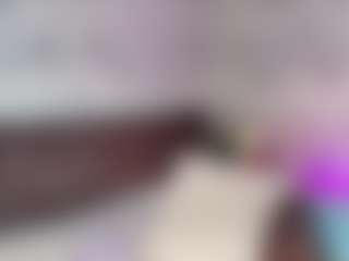 Emylie sexy body's Live Sex Cam Show
