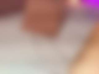 Emylie sexy body's Live Sex Cam Show