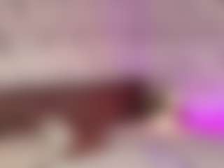 Emylie sexy body's Live Sex Cam Show