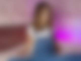 Emylie sexy body's Live Sex Cam Show