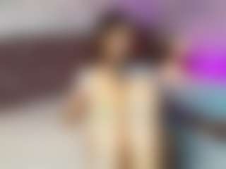 Emylie sexy body's Live Sex Cam Show