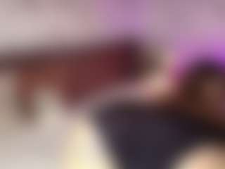 Emylie sexy body's Live Sex Cam Show