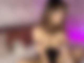Emylie sexy body's Live Sex Cam Show