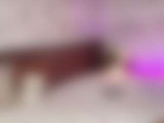 Emylie sexy body's Live Sex Cam Show