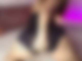 Emylie sexy body's Live Sex Cam Show