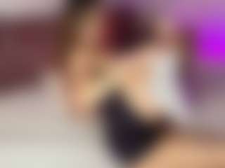 Live cam show with Emylie sexy body - Pleasure on infinitiblacc.com