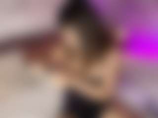 Emylie sexy body's Live Sex Cam Show