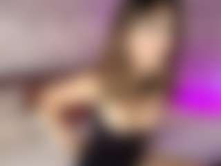Emylie sexy body's Live Sex Cam Show