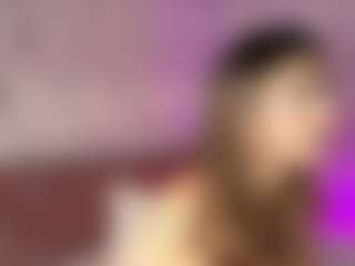 Emylie sexy body's Live Sex Cam Show